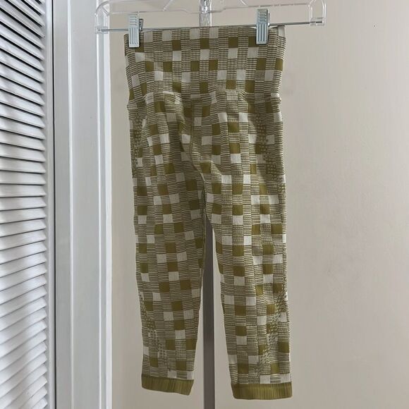 Free People HR crop good karma leggings - Picture 7 of 8